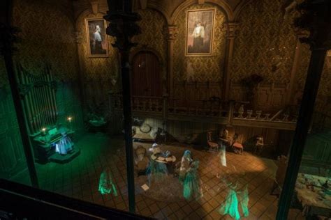 13 Ghoulish Ghosts that Haunt the Haunted Mansion at Disneyland Park ...