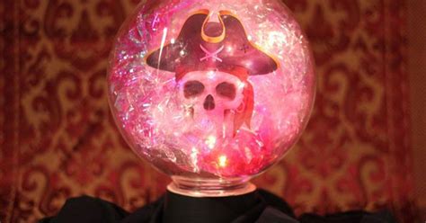 Cómo hacer una bola de cristal para Halloween | Halloween party decor, Halloween decorations ...