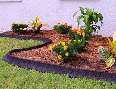 Amazon.com : EcoBorder 4 ft. Easy to Install No Digging Flexible and Sturdy Rubber Landscape ...