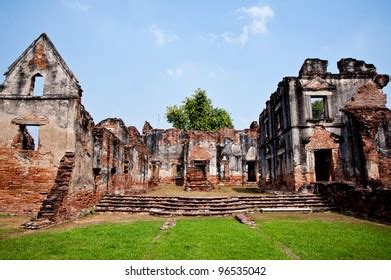 Lopburi Historical Park Thailand Somdej Phra Stock Photo 1819130618 | Shutterstock