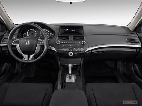 2009 Honda Accord: 11 Interior Photos | U.S. News