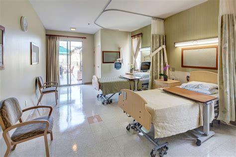 THE REHABILITATION CENTER OF BEVERLY HILLS - 28 Photos & 92 Reviews - 580 S San Vicente Blvd ...