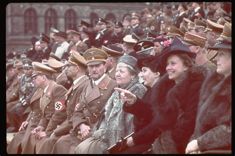 Adolf Hitler Among the Crowds: Color Photos of the Fuhrer's Fans | Time.com