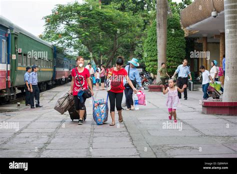 Lao cai train hi-res stock photography and images - Alamy