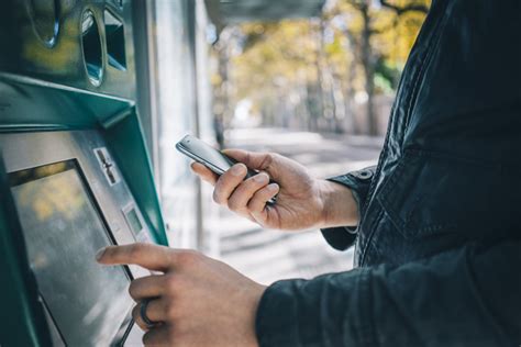 3 Questions to Ask Yourself When Considering Getting an ATM Machine