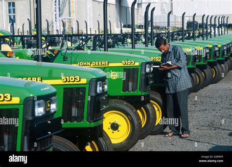 John Deere Factory High Resolution Stock Photography and Images - Alamy