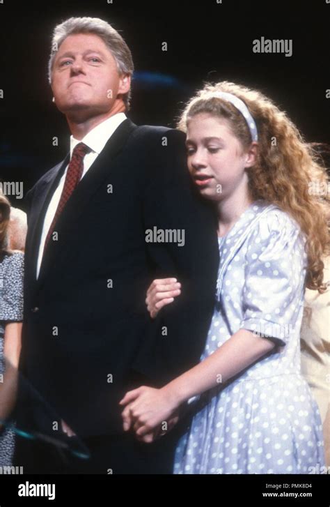 Bill clinton 1992 hi-res stock photography and images - Alamy