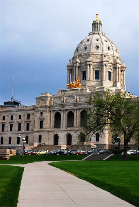 Minnesota State Capitol editorial photo. Image of daytime - 156107491