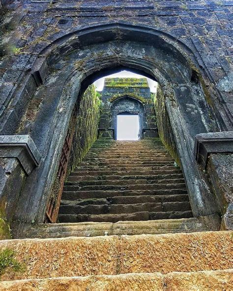 Pin by appa jadhav on Raigad Fort | Ancient indian architecture, Places to see, Raigad fort