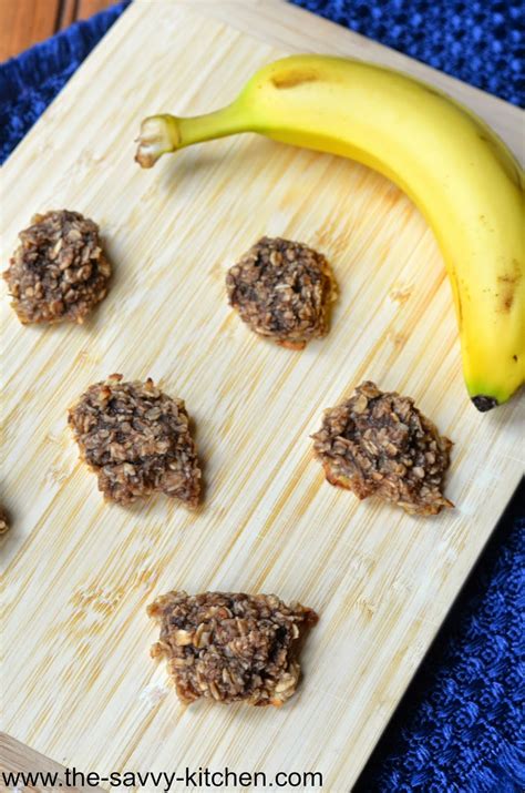 The Savvy Kitchen: Healthy Banana Cookies