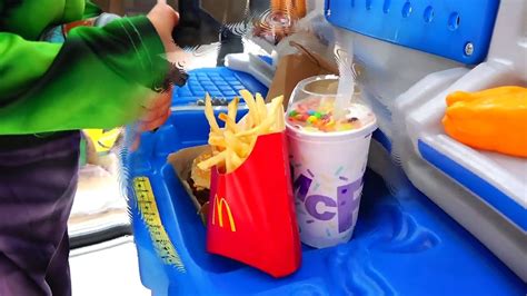 McDonald's Drive Thru Prank Bad Kids Pretend Play Food on Power Wheels, Giant Burger & Coca Cola ...