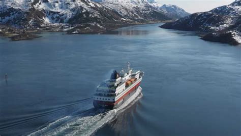 Hurtigruten - Cruise Journey