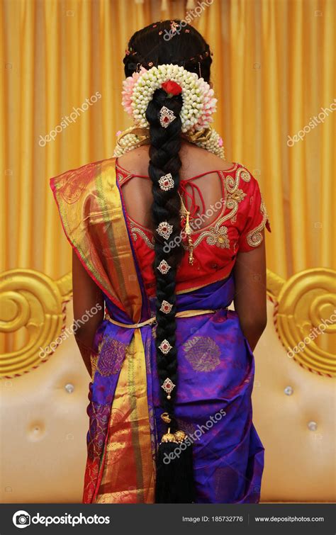 Indian Wedding Hairstyles, Indian Bridal Hairstyles — Stock Photo © avpk #185732776