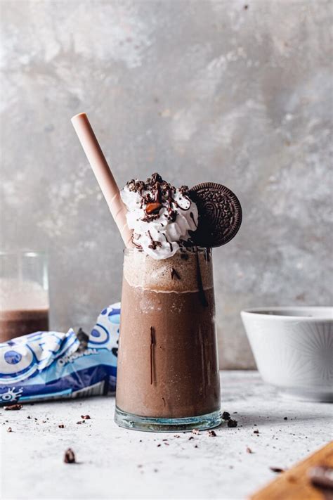 5-Ingredient Oreo Frappe Starbucks Style - My Vegan Minimalist