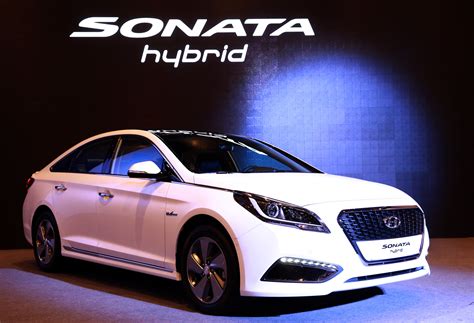 2016 Hyundai Sonata Hybrid Previewed at Launch Event in Seoul, South Korea - autoevolution