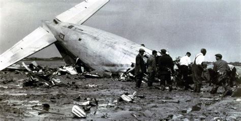 Crash of a Douglas DC-6B in Shannon: 83 killed | Bureau of Aircraft ...