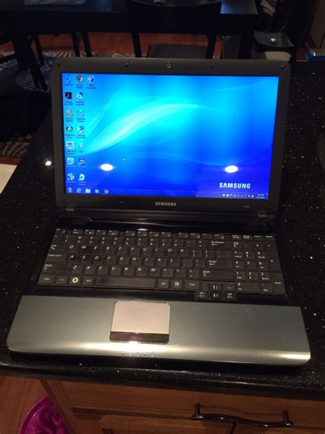 (Sold): Samsung R540 laptop