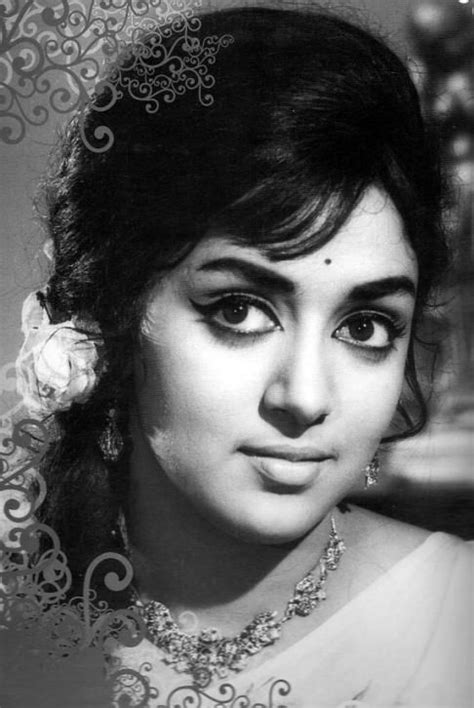 Pin on Bygone Bollywood Beauties