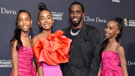 Diddy poses with three daughters in stunning Vanity Fair shoot - TheGrio