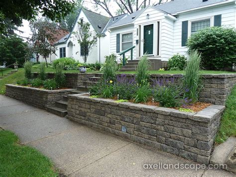 terraced front yard - Google Search | Jardín en pendiente, Muro de ...