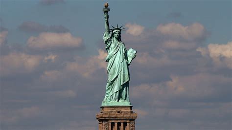 Statue of Liberty arrives in New York Harbor | June 17, 1885 | HISTORY