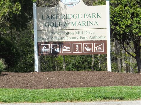 Lake Ridge Park Golf & Marina