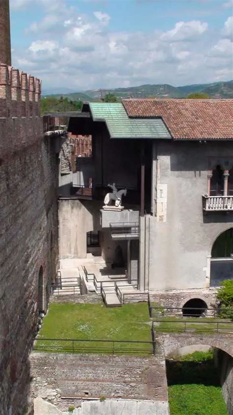 Castelvecchio Museum, Carlo Scarpa Building - e-architect