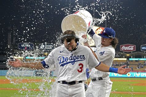 Dodgers 2023 season in review: Chris Taylor - True Blue LA