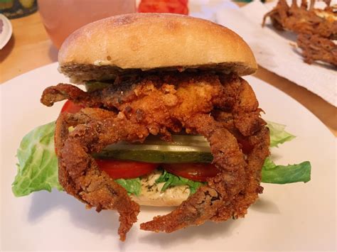 Fried Soft Shell Crab Sandwich! Fresh outta WANCHESE :)