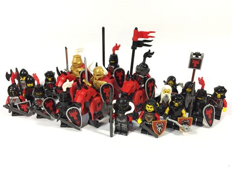 Kingdom of Fire Dragon | Lego knights kingdom, Lego kingdoms, Lego custom minifigures