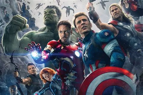 ‘Avengers 2’ Poster: The Avengers Assemble to Battle an Army of Ultrons