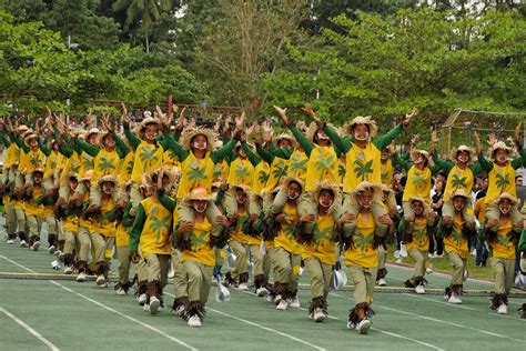 IN PHOTOS: 2020 Bambanti Festival during street-dance parade ...