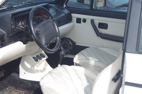 VOLKSWAGEN CABRIO - volkswagen-cabrio_interior_12.jpg