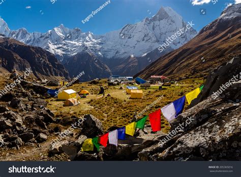 13,742 Annapurna Base Camp Images, Stock Photos & Vectors | Shutterstock