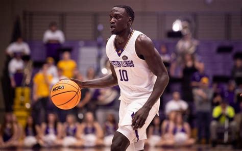 WIU Completes Home Sweep – Regional Media News