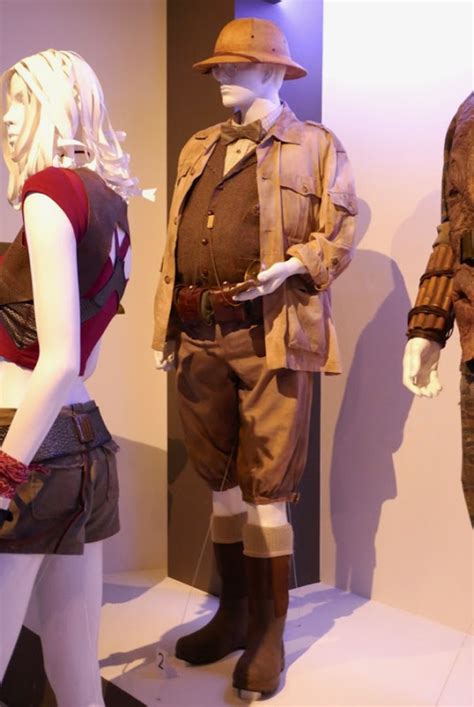 Hollywood Movie Costumes and Props: Jumanji: Welcome to the Jungle movie costumes on display ...