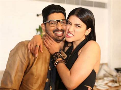 Shruti Haasan's Selfie With 'Husband' Goes Viral - Filmibeat