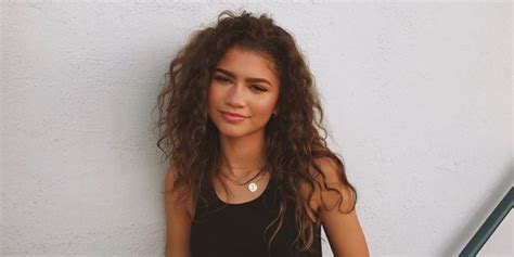 WATCH: Zendaya Shows You Her Step-By-Step Routine For The Best Curly Hair Ever