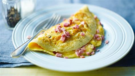 Cheese and ham omelette recipe - BBC Food