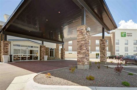 14 Best Family Hotels in Nebraska (2024) - All Ages Love!