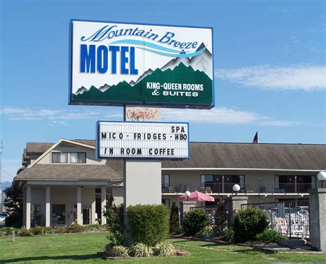 Mountain Breeze Motel - PigeonForge.com