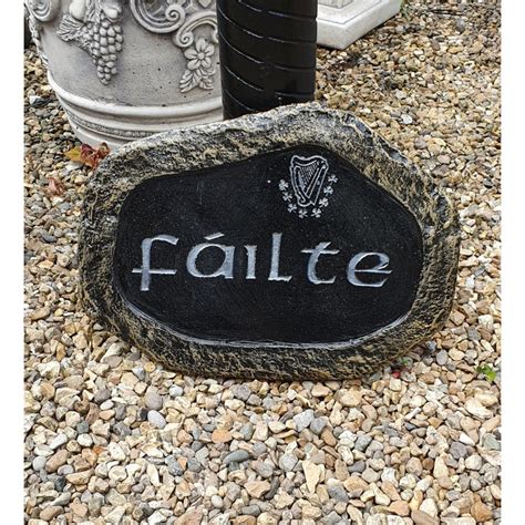 Fáilte sign - Moy Antiques