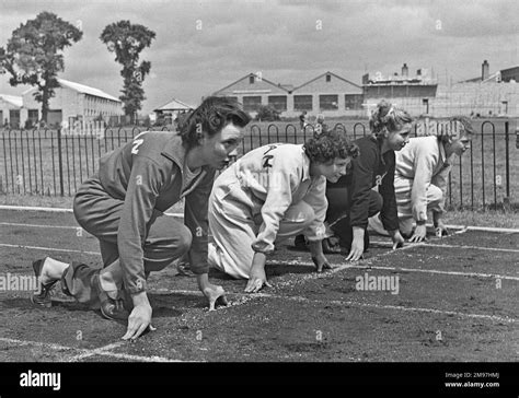 Athletics track on your marks Black and White Stock Photos & Images - Alamy