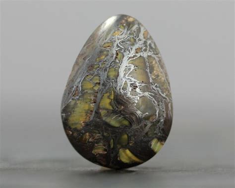 Green Tiger Eye Stone Specimen 24mm C2341