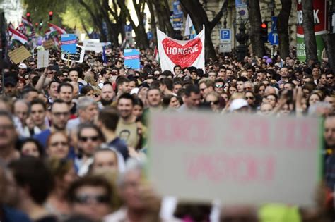 100,000 Hungarians Hit the Streets to Protest Orbán’s Electoral Victory ...