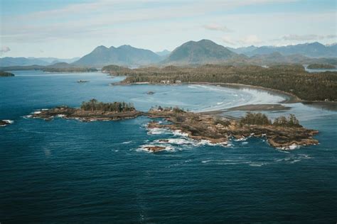 17 Best Tofino Hiking Trails: A Hiker's Guide to Tofino, Ucluelet and Pacific Rim National Park