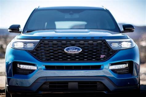 2020 Ford Explorer Pictures - 333 Photos | Edmunds