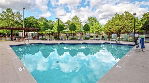 Hampton Inn Elizabeth City from $134. Elizabeth City Hotel Deals & Reviews - KAYAK