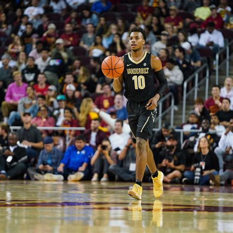 Vanderbilt's Darius Garland Declares for 2019 NBA Draft Despite Knee ...