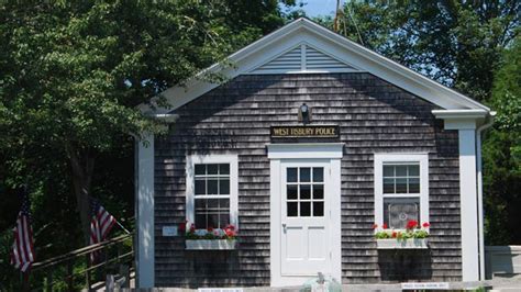 West Tisbury selectmen place police station article on warrant - The ...